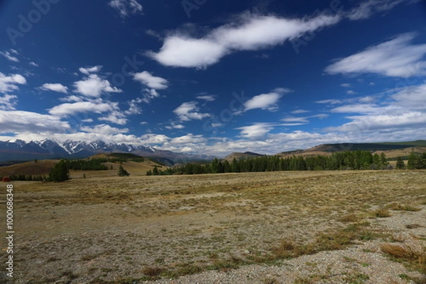 Fototapeta Altai mountains in autumn. Chuya Highway - road connecting Russia and Mongolia