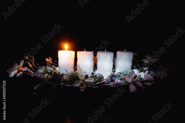 Obraz advent, 1st advent candle burning