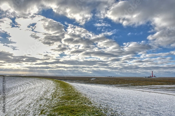 Fototapeta Westerhever, Schleswig-Holstein, Leuchtturm, Wattenmeer, Westerheversand, Deich, Seedeich, Salzwiese, Nordfriesisches Wattenmeer, Nordfriesland, Winter, Schnee, Marsch, Marschland, Schwemmland, Küste,