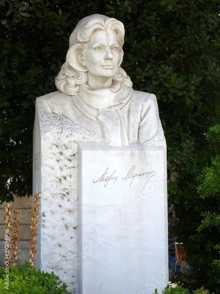 Obraz Памятник актрисе и певице Мелине Меркури в Афинах