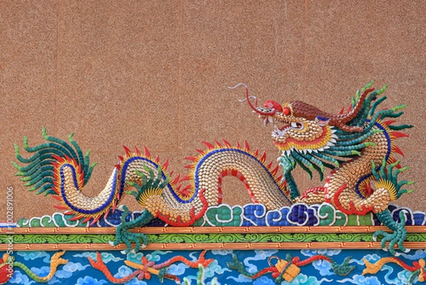 Fototapeta Beautiful scenery within the shrine Is a Chinese dragon statue architecture