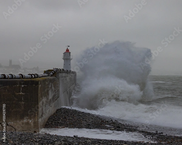 Obraz Newlyn harbour crashing waves