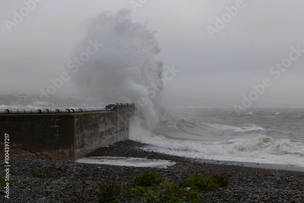 Obraz Newlyn harbour crashing waves