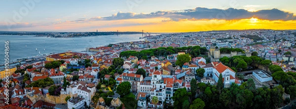 Fototapeta View of Alfama, one of Lisbon’s oldest areas with shops selling traditional crafts and cafes, Portugal