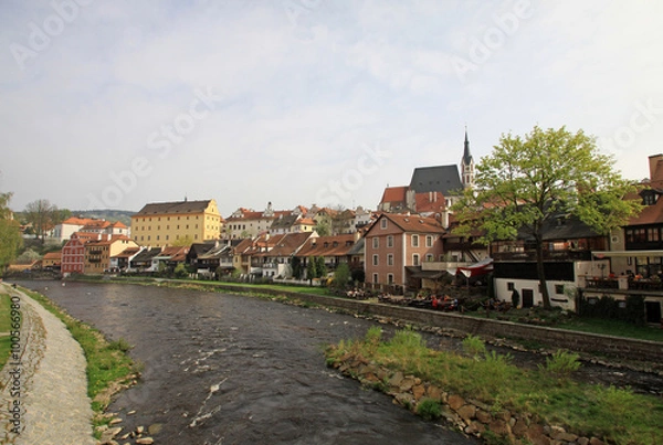 Obraz CESKY KRUMLOV, CZECH REPUBLIC - MAY 01, 2013: View to historic town Cesky Krumlov on the river Vltava