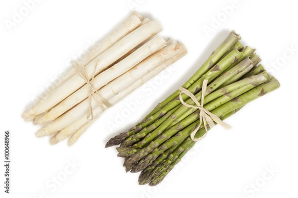 Fototapeta Grüner und weißer Spargel Freisteller