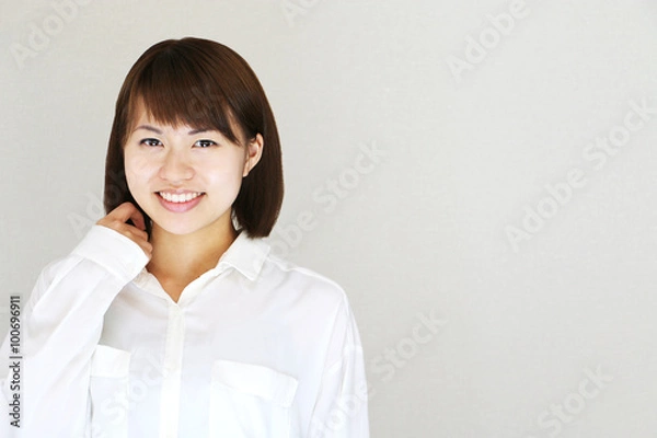 Fototapeta 若い女性