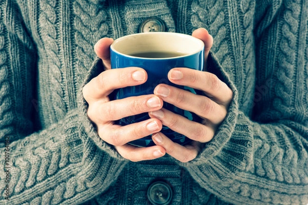 Obraz cup in woman's hands