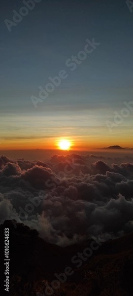 Obraz sunrise over the mountain