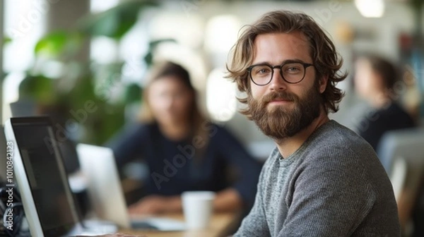 Fototapeta Man Working in Modern Office