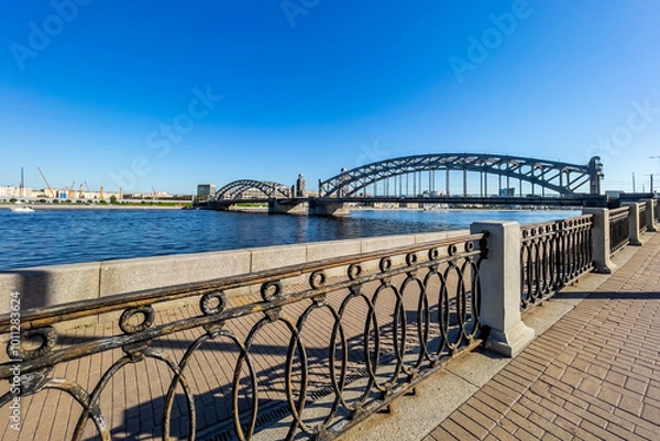 Fototapeta St. Petersburg, Russia, August 6 september 2024. View of the Neva River and Bolsheokhtinsky bridge 