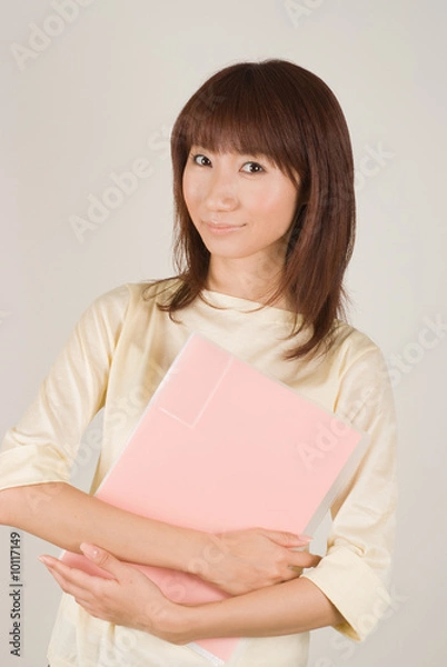 Obraz ファイルを持つ女性