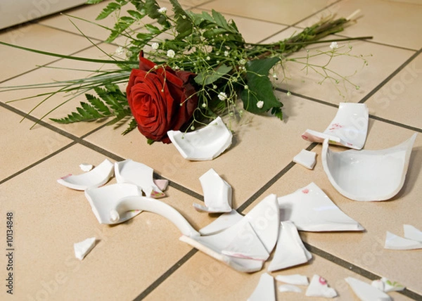 Obraz Rozbita porcelana