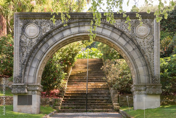 Fototapeta Commemorative Arch in the Tasmanian Royal Botanical Gardens