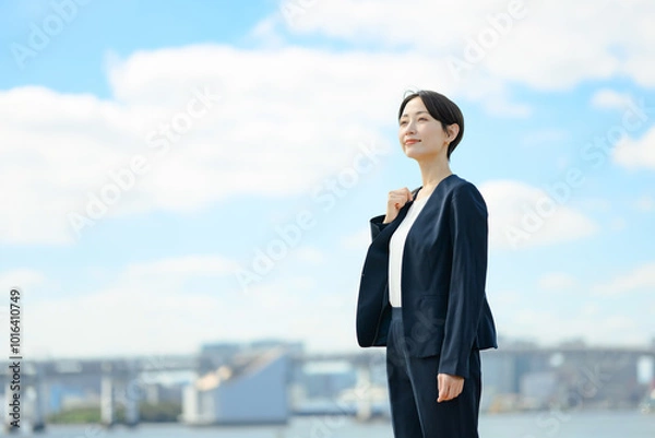 Fototapeta スーツ姿のビジネスウーマン