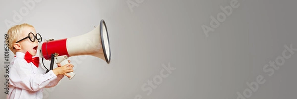 Obraz Motywacja przez megafon od dziecka