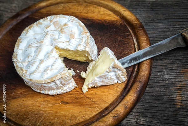 Obraz Camembert cheese with knife