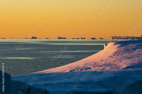 Fototapeta Sun set in Gerlache Strait