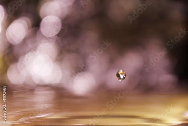 Fototapeta Water droplets on bokeh background