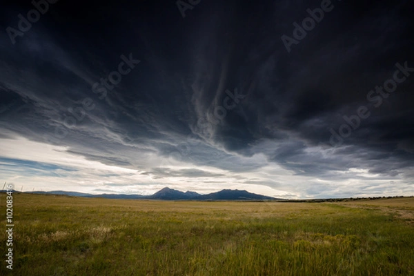 Fototapeta Wide open range in Alamosa County, Colorado