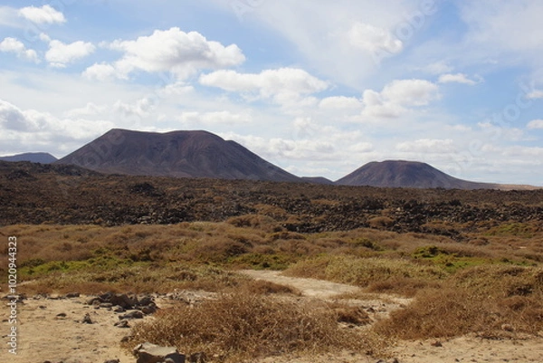 Fototapeta desertic landscape of volcano and caldera on the sea side