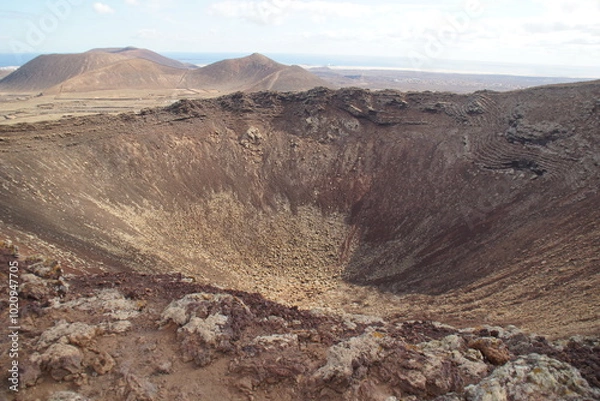Fototapeta desertic landscape of volcano and caldera on the sea side