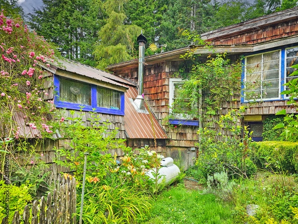 Fototapeta Whimsical construction of buildings in the Pacific Northwest