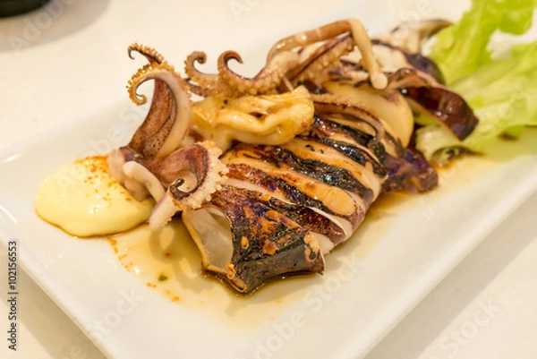 Obraz Squid grill on white dish