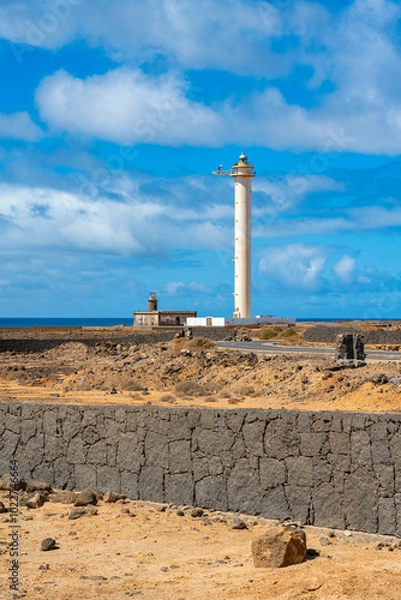 Obraz The Faro de Punta Pechiguera lighthouse on Playa Blanca