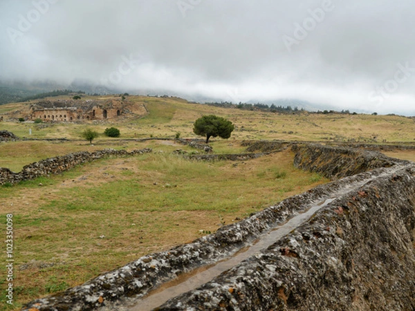 Fototapeta Archaeological ruins of an ancient Roman city Hierapolis in Turkey, Pamukkale