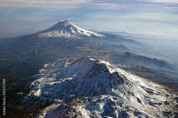 Obraz Wulkany Popocatepetl i Iztaccihuatl, Meksyk. Widok z prostego.