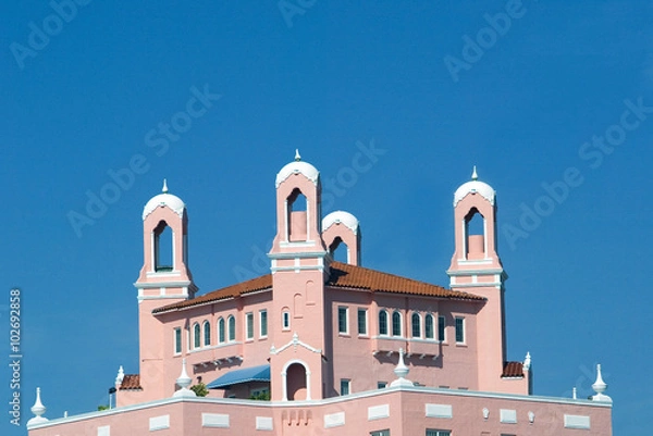 Obraz Towers above Don Cesar Hotel