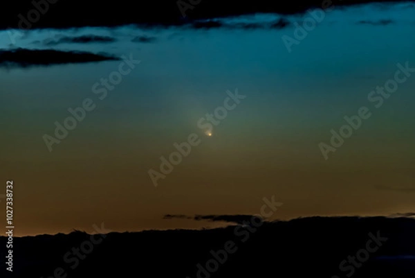 Fototapeta The real photo of Comet Tsuchinshan-Atlas is at maximum approach to Earth on 12.10.2024. The northern hemisphere. C2023 A3.