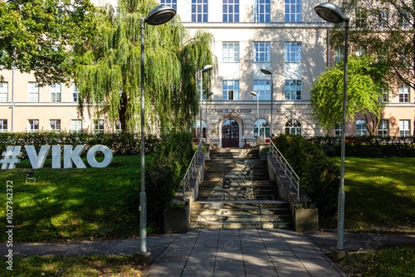 Obraz Vilnius Kolegija am Rande des Berges der drei Kreuze, Vilnius Litauen