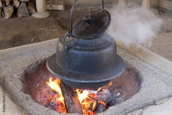 Obraz 囲炉裏端の茶釜