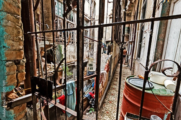 Fototapeta Cuba, La Habana, Need for Restoration