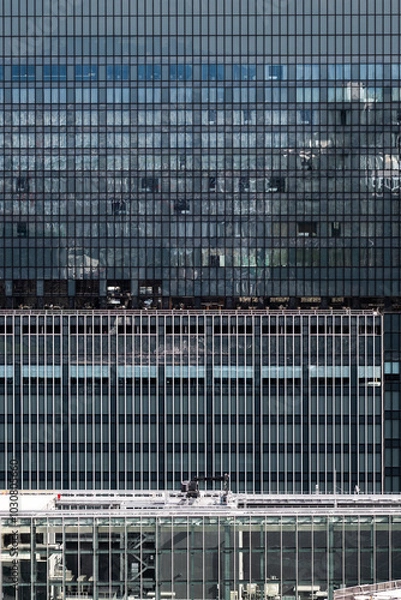Obraz reflections in the building