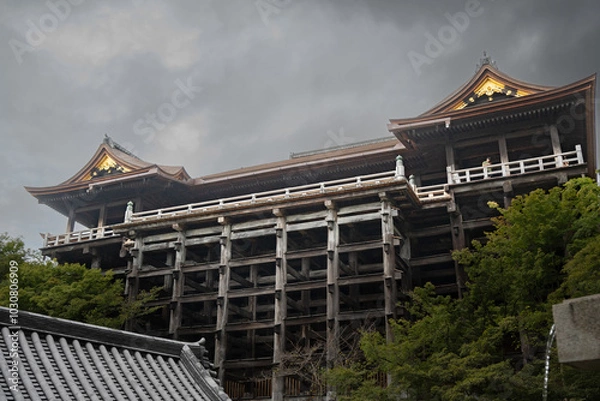 Obraz Temple in Japan on a cloudy day