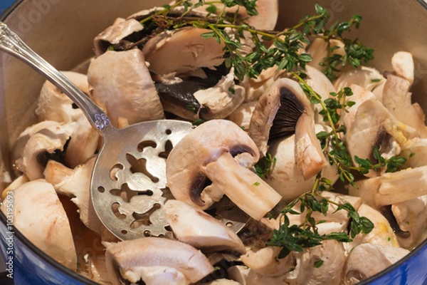 Obraz cooking mushrooom soup