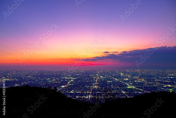 Obraz トワイライトの空と大阪の夜景