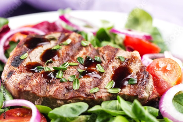 Fototapeta Fillet of beef with salad
