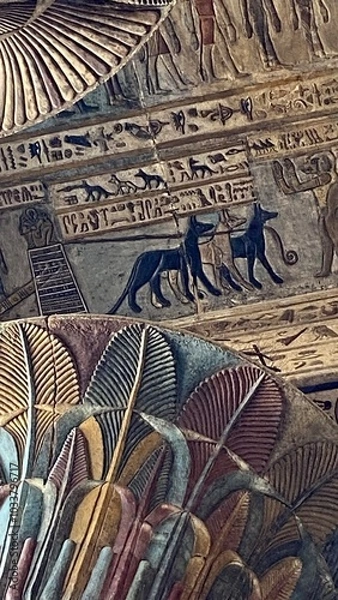 Fototapeta Khnum Temple Columns and Hieroglyphic Carvings – Esna, Luxor, Egypt | Ancient Egyptian Architecture