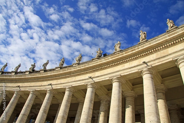 Obraz ROME, ITALY - DECEMBER 20, 2012: St. Peter's Basilica colonnade