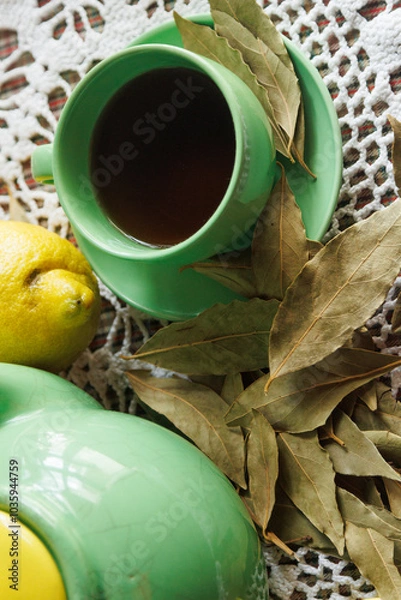 Obraz infusión de hojas de Laurel con limón, 