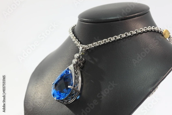 Obraz Blue stone necklace