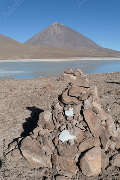 Obraz Cairn devant le volcan