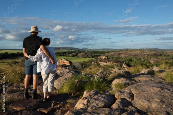 Fototapeta Couple enjoying the view at Ubirr, Kakadu, Australia
