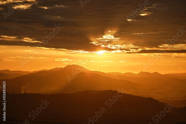 Fototapeta epic orange sunset