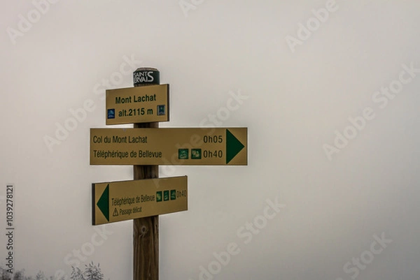 Fototapeta 08-25-2021 - France normal way to Mont Blanc, Mont Lachat elevation pointer and signpost on way to top