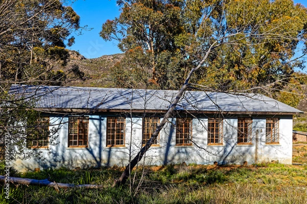 Obraz Simple rural school with multiple classrooms and a gray metal roof on the Bo-Piketberg mountain plateau in the Western Cape, South Africa